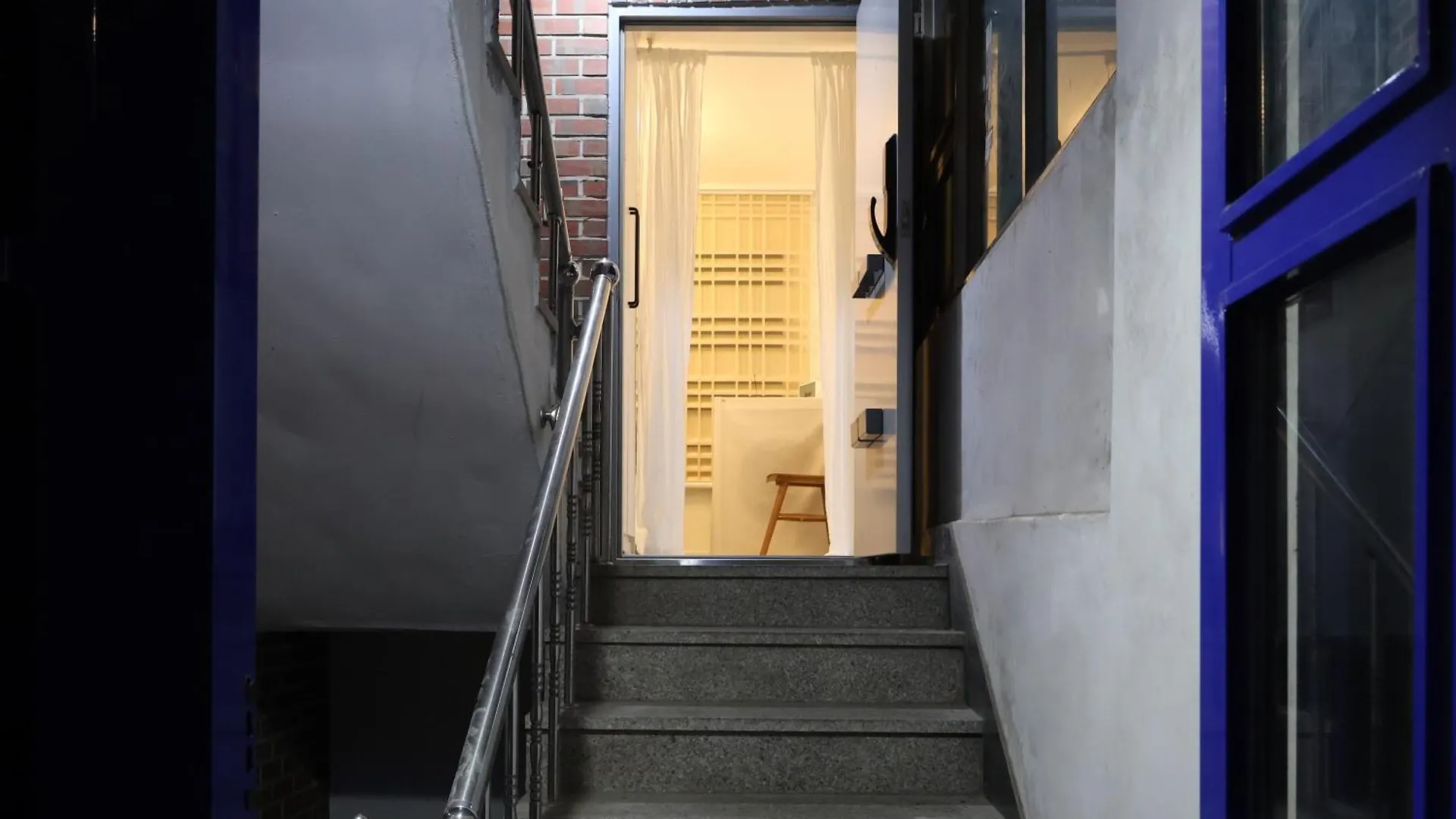 Stay Yeobaek,2Br,1Ba - 2Min To Hongdae, 5Mins To Sangsu Station Сеул 0*,